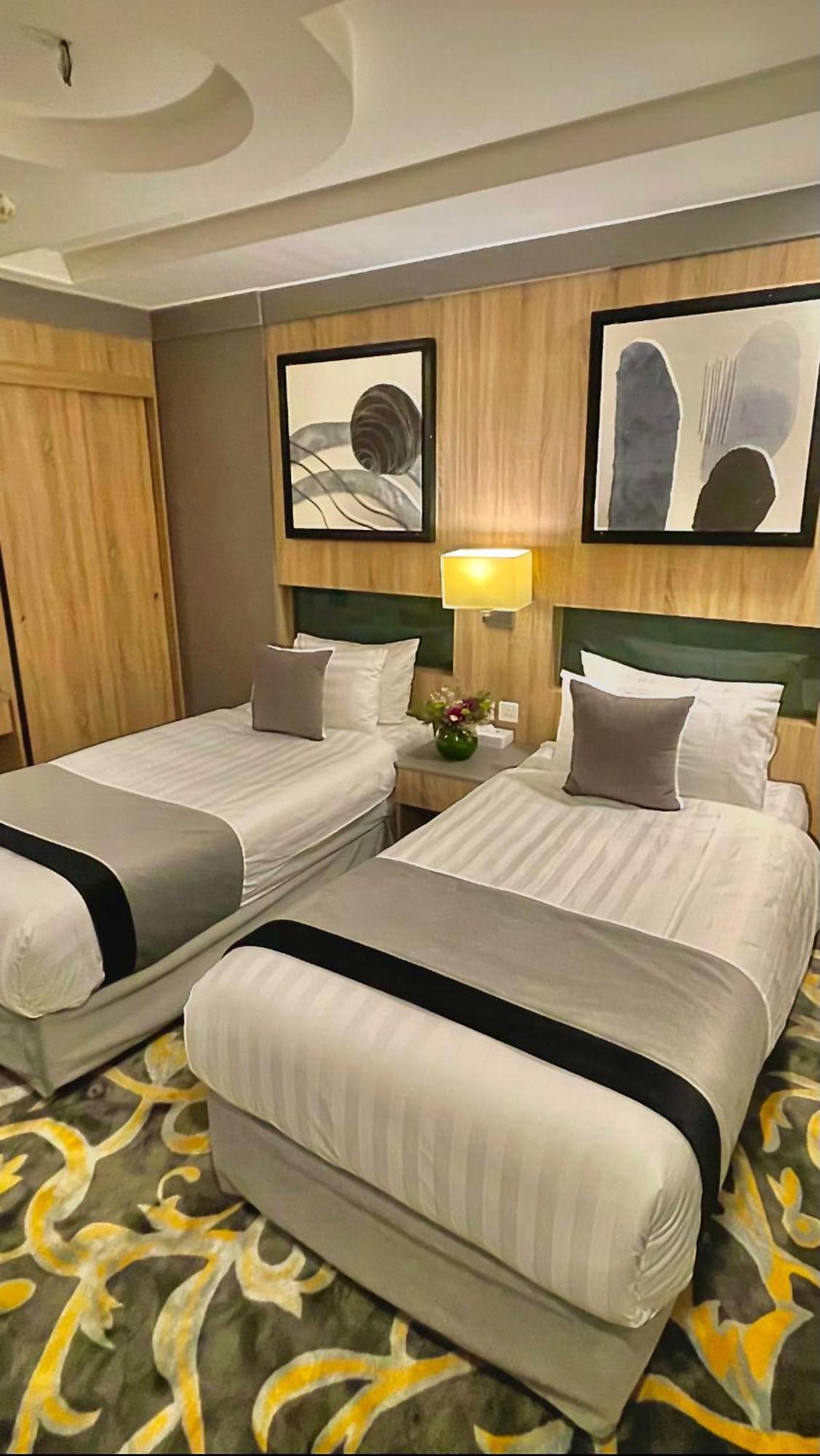 Laten Suites Prince Sultan Jiddah Esterno foto