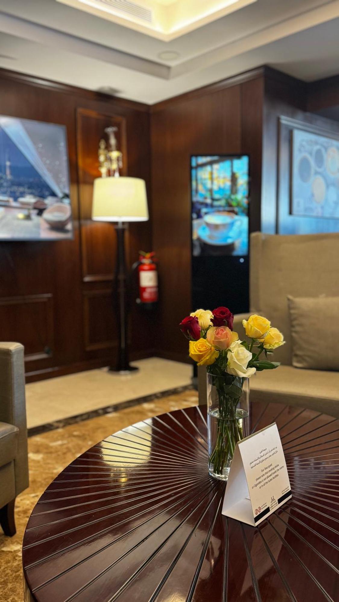 Laten Suites Prince Sultan Jiddah Esterno foto