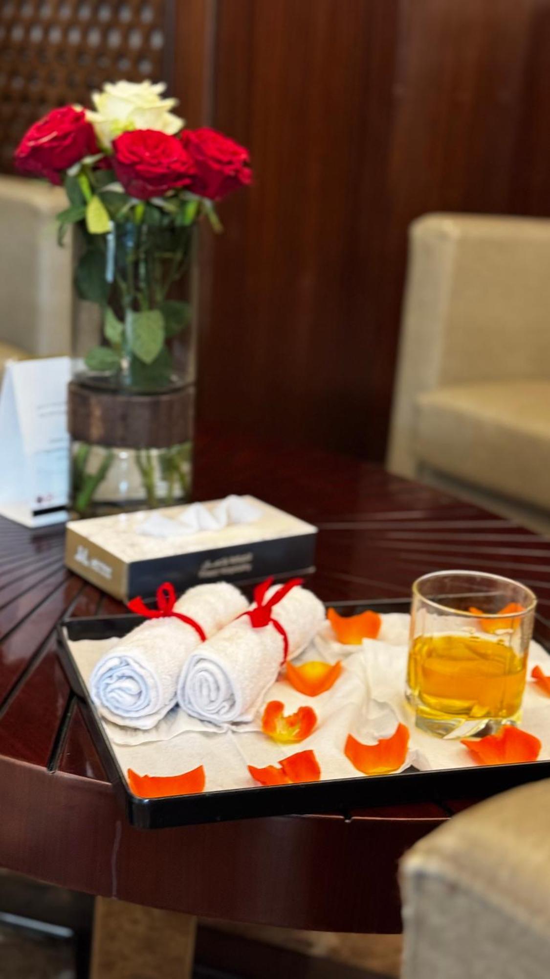 Laten Suites Prince Sultan Jiddah Esterno foto